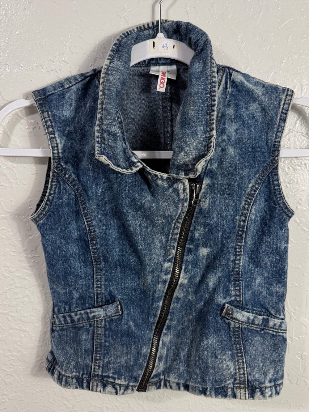 Bongo Distressed Blue Denim Moto Vest Acid Wash Size L 10/12 051632AUG11